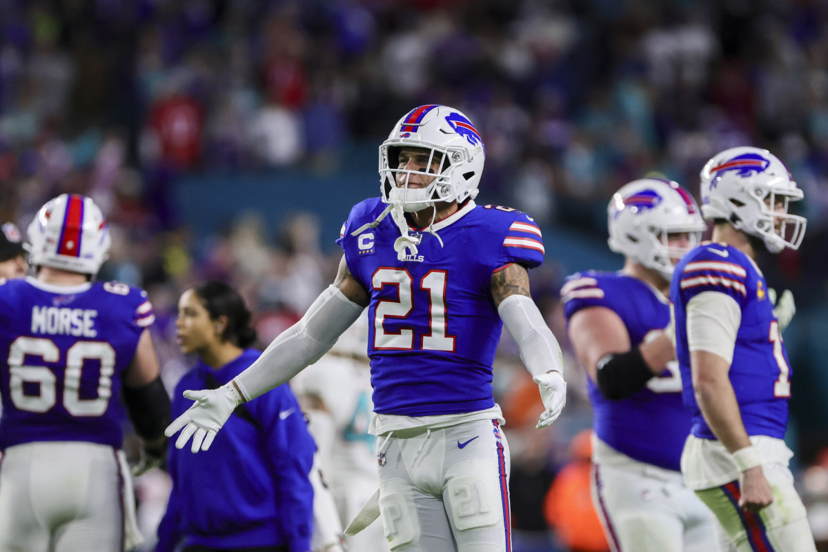 Jan 7, 2024; Miami Gardens, Florida, USA; Buffalo Bills safety Jordan Poyer (21) celebrates after the game against the Miami Dolphins at Hard Rock Stadium. 